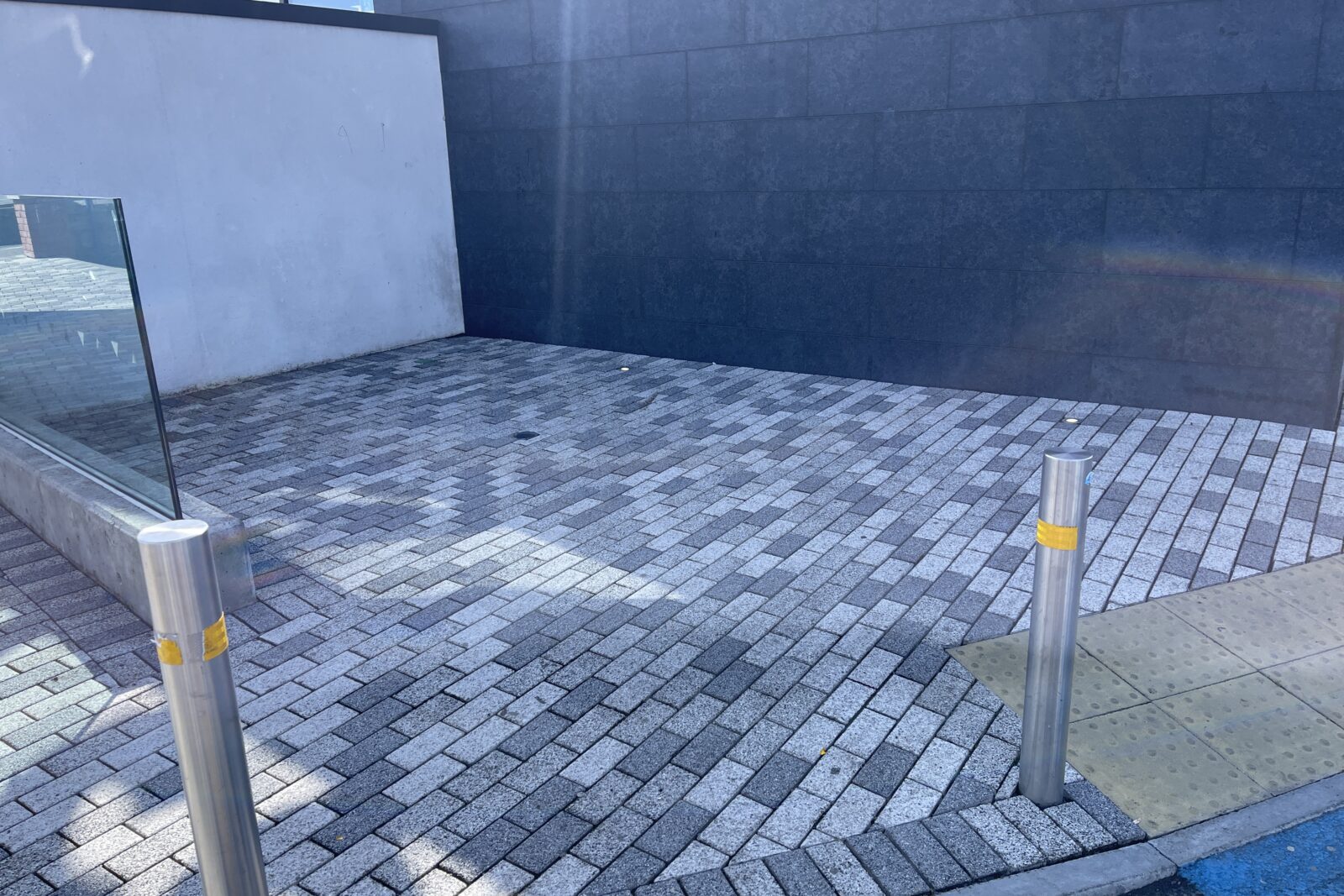 Block paving entrance, cleaned and sealed