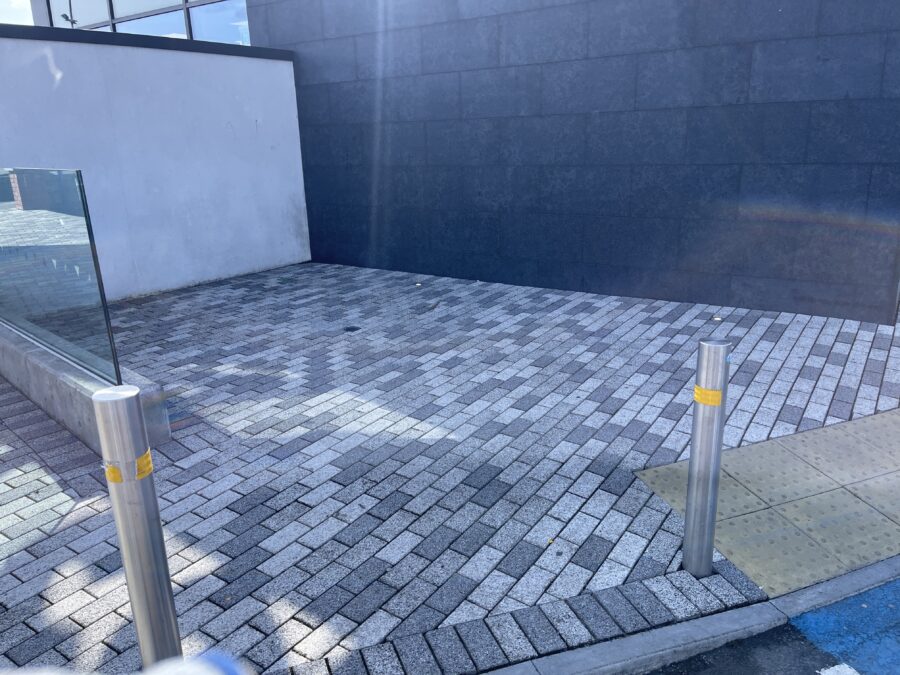 Block paving entrance, cleaned and sealed